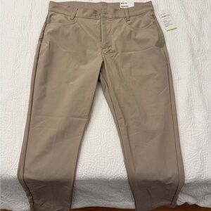 Old Navy Men's Khaki Chinos